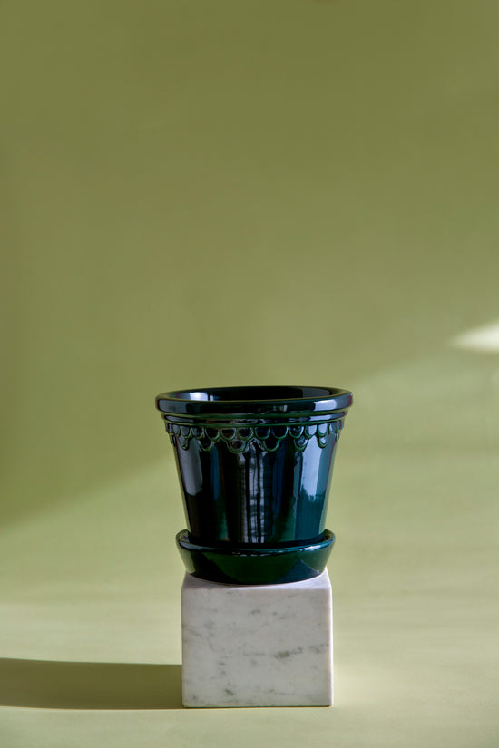 Bergs Potter | Copenhagen | Emerald Green Pot & Saucer