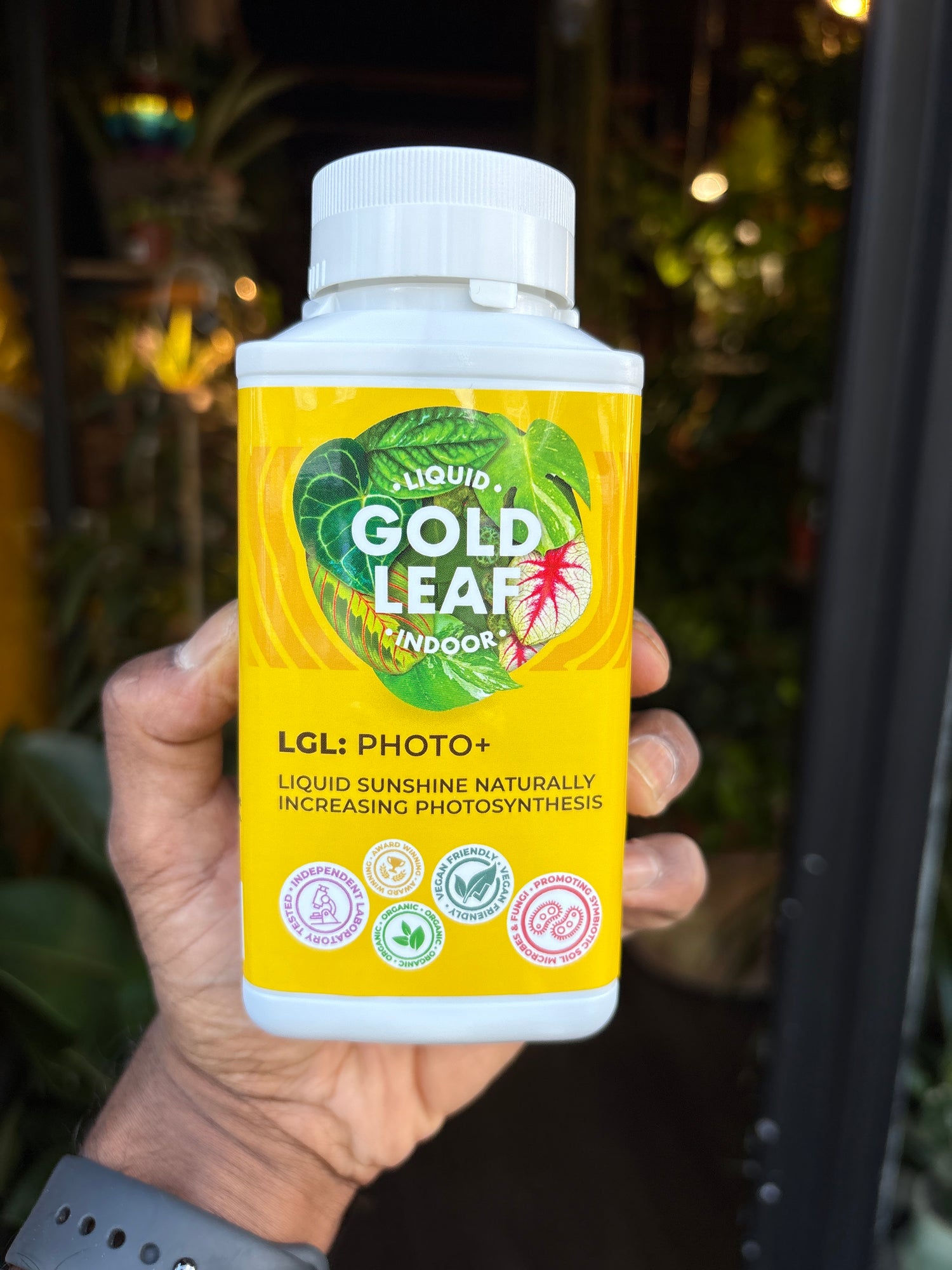 Liquid Gold Leaf Photo+ in front of Urban Tropicana’s store in Chiswick, London